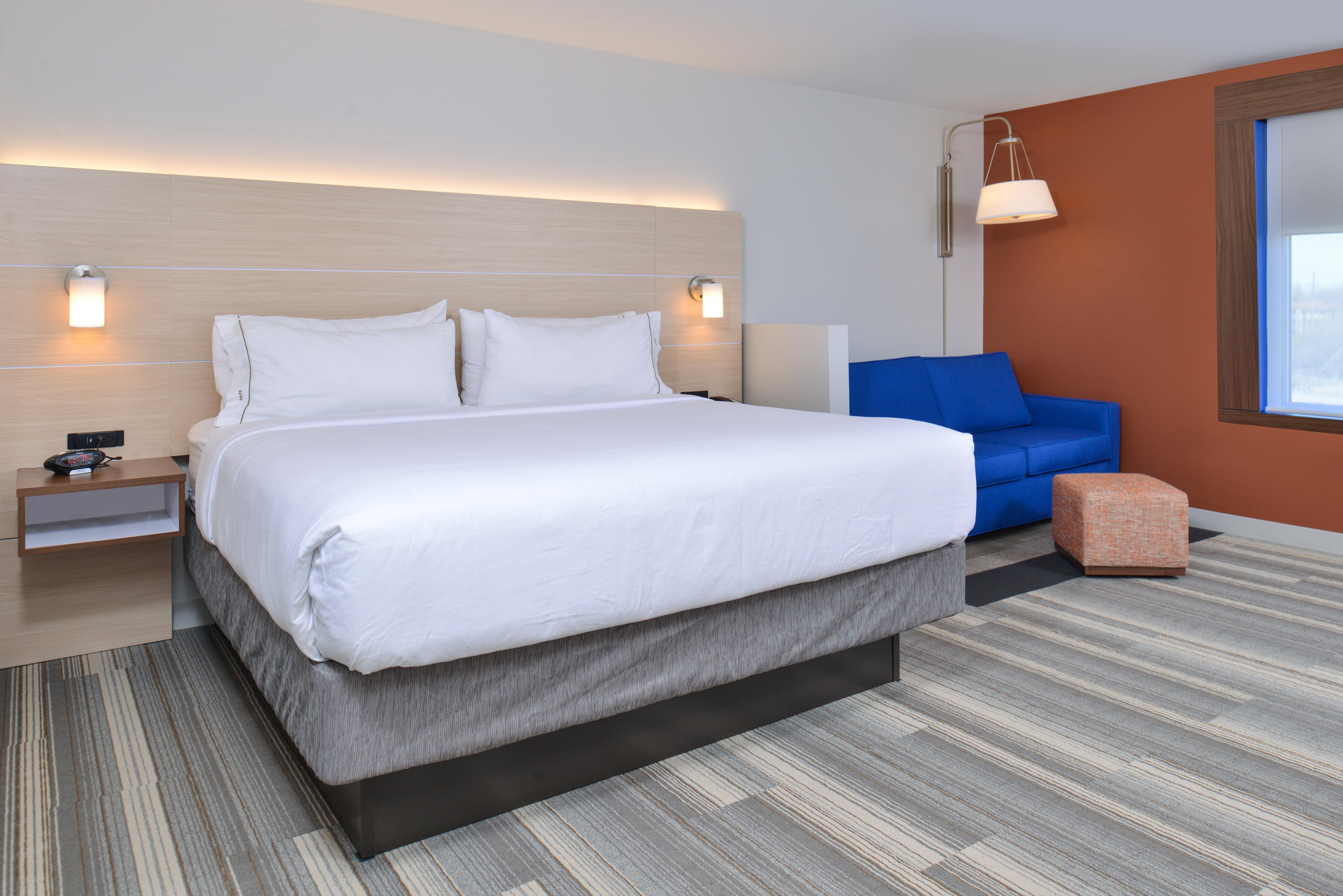 Holiday Inn Express & Suites Farmington Hills - Detroit By Ihg Exterior foto